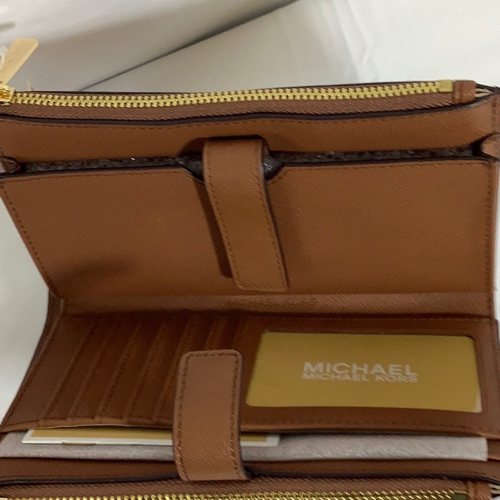NWT Michael Kors Double Zip Wallet - Picture 3 of 4